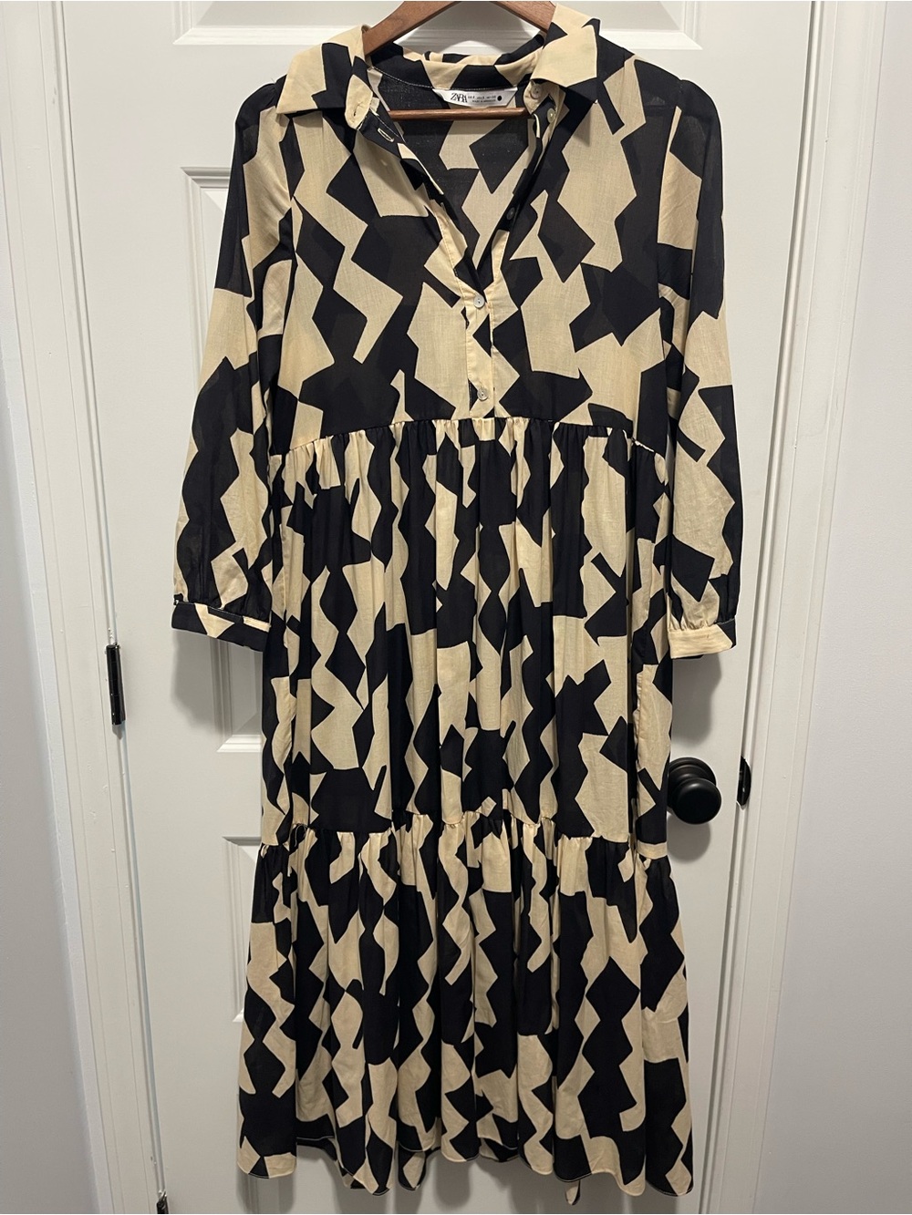 Zara Black and Beige Geometric Tiered Midi Dress